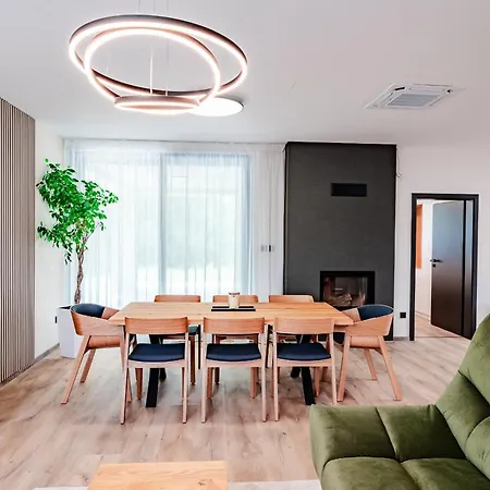 Domcek Pri Golfe Casa de Férias *