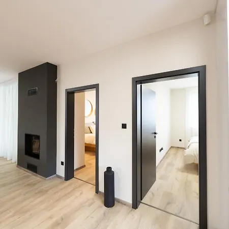 Domcek Pri Golfe * Skalica